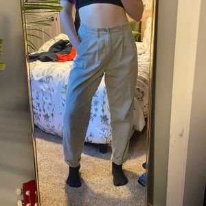 awesome vintage lee off white pants 🧸